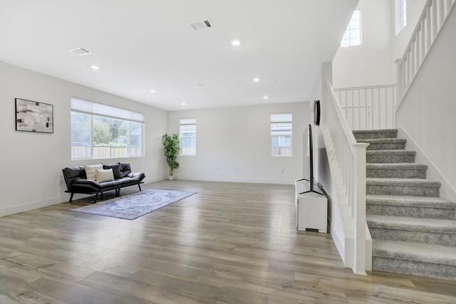 5161 Maniago Way, Antioch CA: https://media.crmls.org/mediaz/d9187436-a68d-4e81-97aa-95e7251c4750.jpg