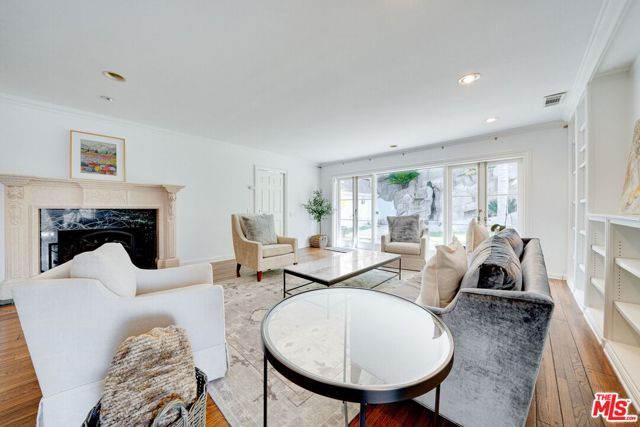 2628 MANDEVILLE CANYON Road, Los Angeles CA: https://media.crmls.org/mediaz/d91878e5-059d-43f7-8db3-9eb5bde70aba.jpg