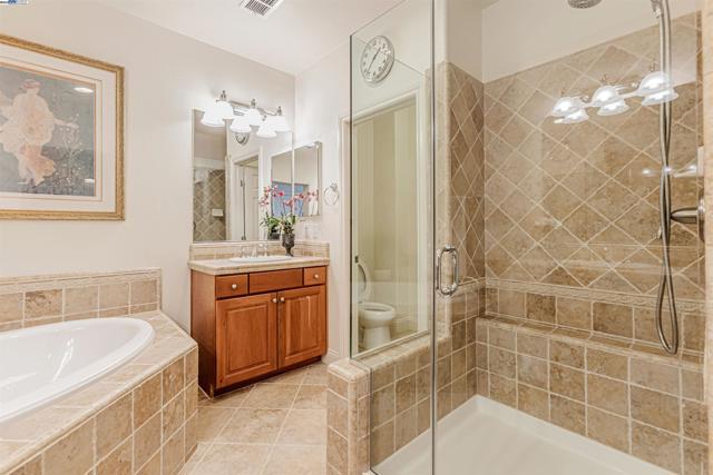 3493 Capoterra Way, Dublin CA: https://media.crmls.org/mediaz/d9195ee4-c77c-49f2-b139-c639a60c4afe.jpg