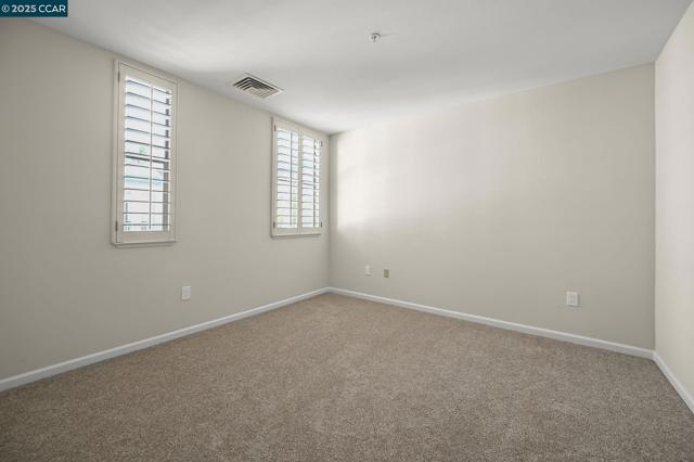 5954 Autumnwood Dr, Walnut Creek CA: https://media.crmls.org/mediaz/d9198191-2991-4d4a-8d94-c4d93c6de2e8.jpg