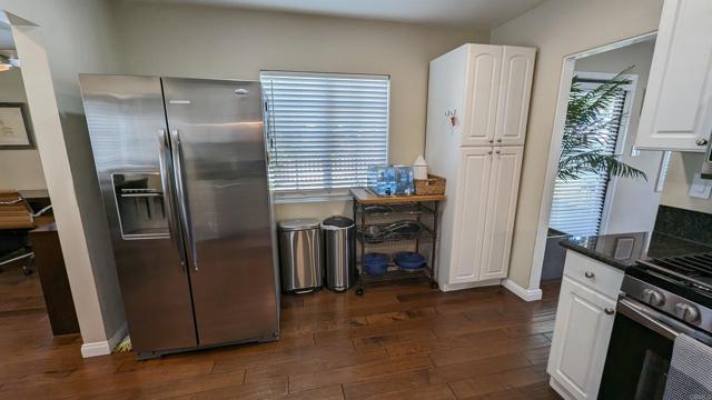 Detail Gallery Image 11 of 33 For 1475 Thomas Ave, San Diego,  CA 92109 - 2 Beds | 2 Baths