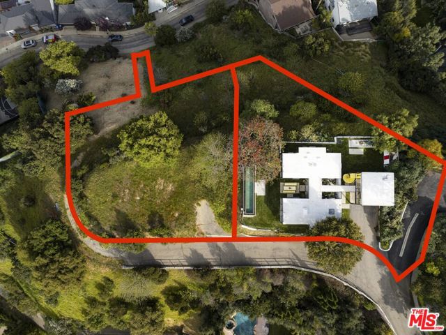 3 Bed Home for Sale in Los Angeles, California