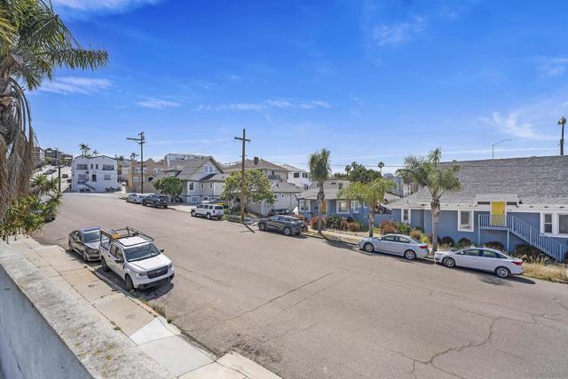 2311 State St, San Diego CA: https://media.crmls.org/mediaz/d91b2d60-ffca-4c54-80aa-cd403c68eb59.jpg
