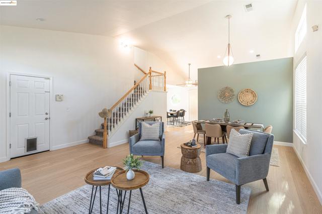 5425 Spur St, Riverbank CA: https://media.crmls.org/mediaz/d91b35c3-43db-4f8e-85ca-7d0be370fc6d.jpg