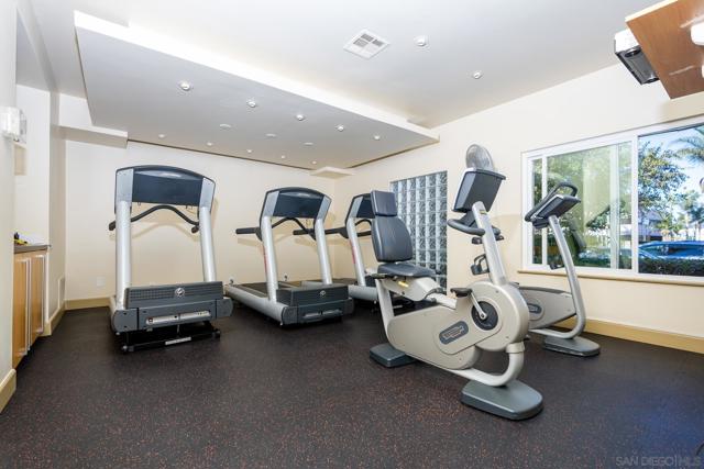 3550 Lebon Dr, San Diego CA: https://media.crmls.org/mediaz/d91c2668-6840-4bf1-aa6f-25300838c37f.jpg