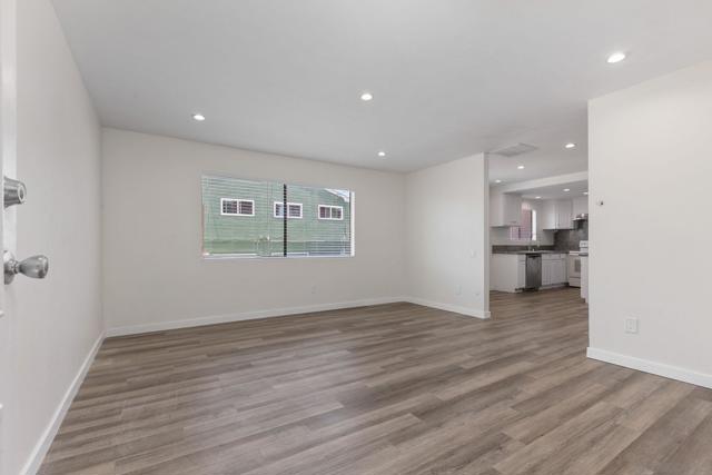 4338 Altadena Ave 101, San Diego CA: https://media.crmls.org/mediaz/d91c63b3-8116-4a53-8408-6550c402665f.jpg