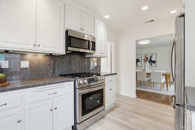 Detail Gallery Image 14 of 31 For 825 Santa Hidalga, Solana Beach,  CA 92075 - 3 Beds | 2 Baths