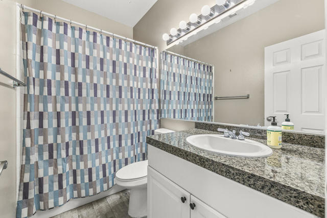 Image 15 of 36 For 29379 Trancas Drive