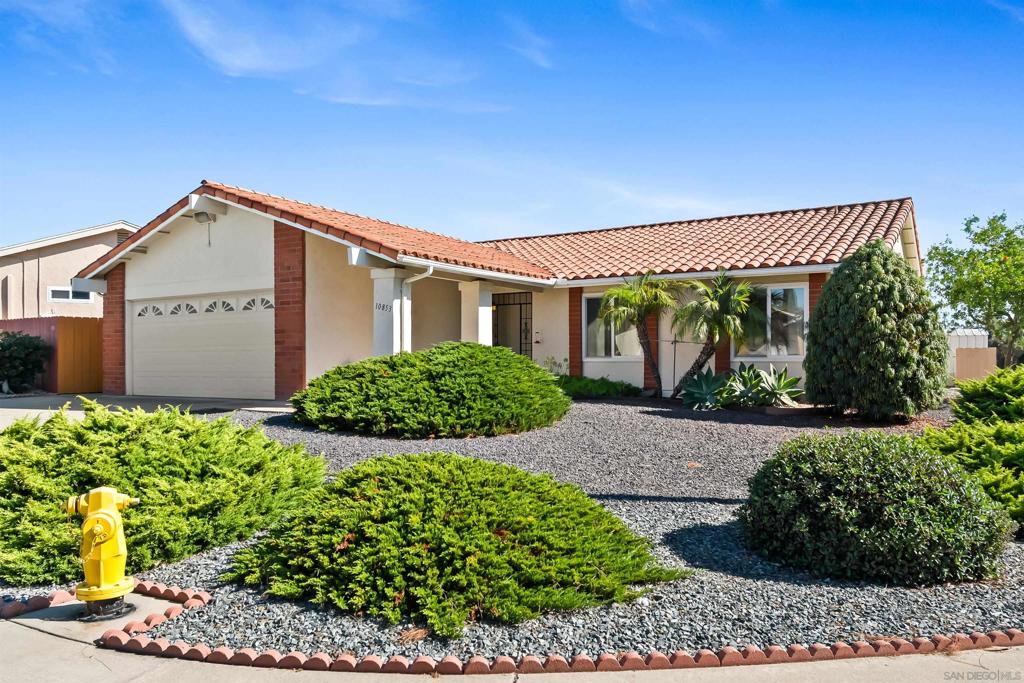 10853 Valldemosa Lane