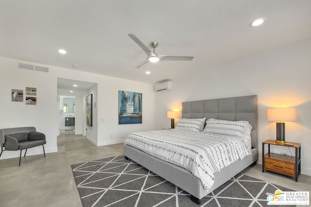 2566 S Calle Palo Fierro, Palm Springs CA: https://media.crmls.org/mediaz/d9210ed0-b4d0-447c-82c9-0ae1c4595f4a.jpg