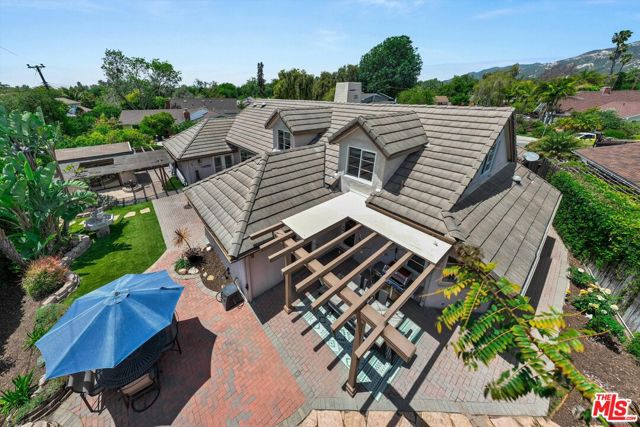 5441 Toltec Drive, Santa Barbara CA: https://media.crmls.org/mediaz/d921c952-c4b6-4d10-b122-1216d3799625.jpg
