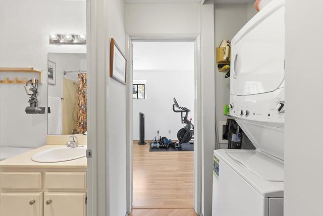 9725 Mesa Springs Way, San Diego CA: https://media.crmls.org/mediaz/d921eb57-93af-4681-86e4-1da3b6fbc87f.jpg