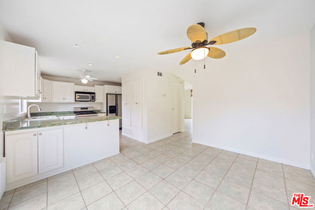 Image 22 of 70 For 6216 Tapia Drive B