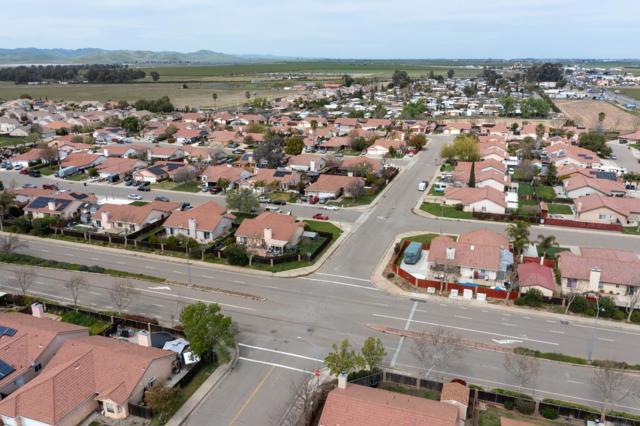 13714 Deleon Avenue, Gustine CA: https://media.crmls.org/mediaz/d922ac0f-17e8-4c28-8af5-1435e3a9fffa.jpg