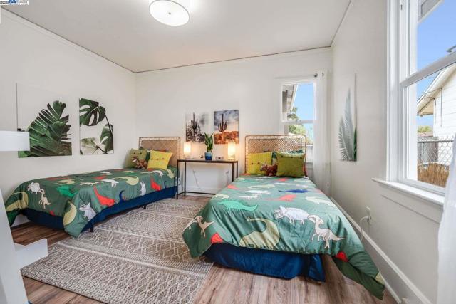 1510 Burbeck Ave, Richmond CA: https://media.crmls.org/mediaz/d92363a4-c3b0-4c89-942f-c996bd057659.jpg