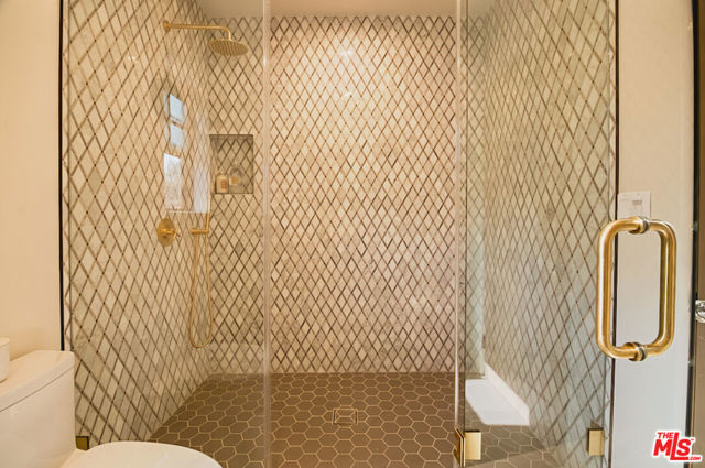 11026 Hortense Street, North Hollywood CA: https://media.crmls.org/mediaz/d923c0c4-7106-41da-80eb-20adbf96b1d9.jpg