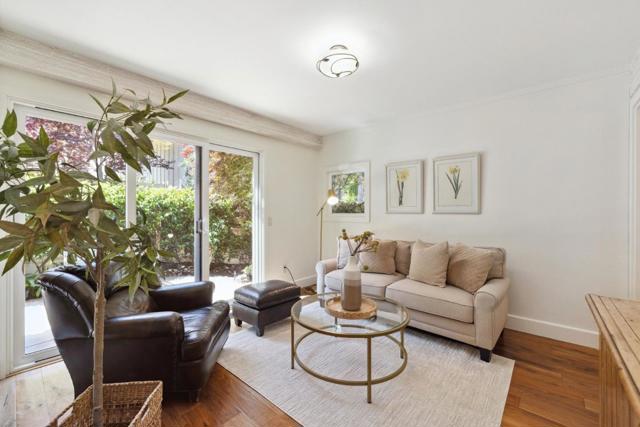 9583 Redwood Court, Carmel CA: https://media.crmls.org/mediaz/d9259d6e-8a6d-4ec1-96a5-5d8db4e38817.jpg