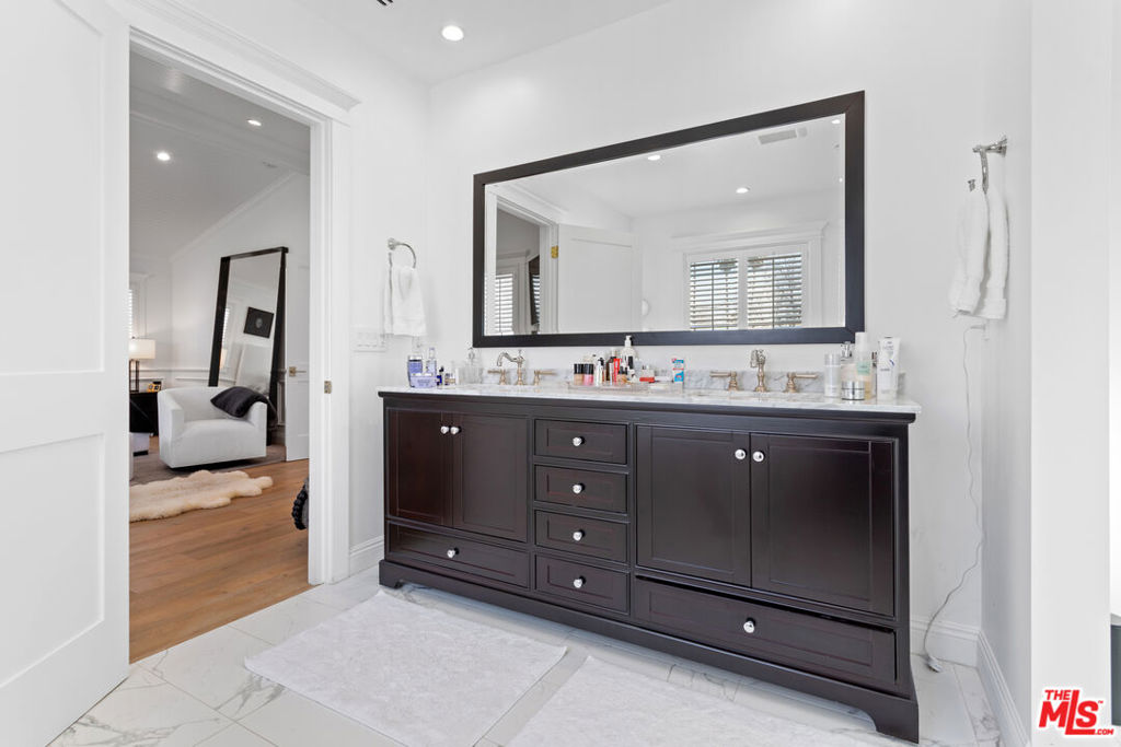 5235 Sylmar AvenueSherman Oaks img 37