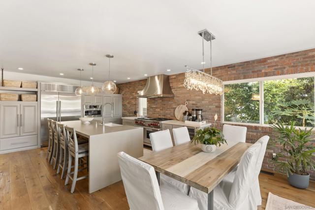 4474 Niagara Ave, San Diego CA: https://media.crmls.org/mediaz/d9268ade-a4ef-451a-97ac-9d52026c8e0f.jpg