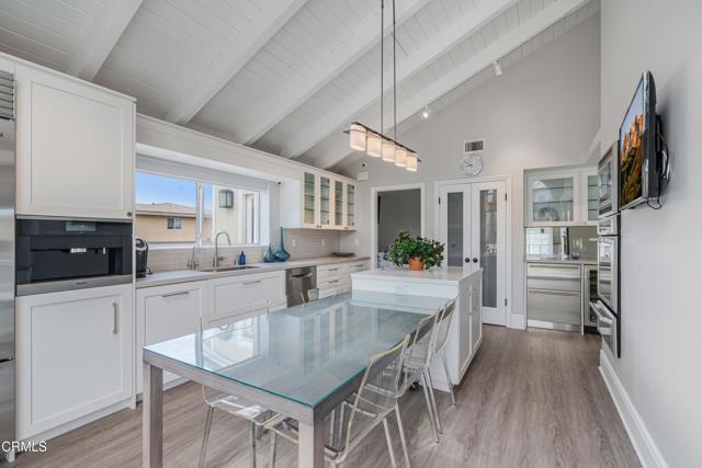 1410 MARINE Way, Oxnard CA: https://media.crmls.org/mediaz/d9273b1c-6b40-4016-b901-ddcac76ba4b6.jpg
