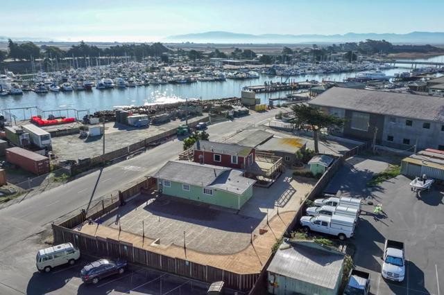 7550 Sandholdt Road, Moss Landing CA: https://media.crmls.org/mediaz/d927f755-9684-477a-8565-8a25864b8a7f.jpg