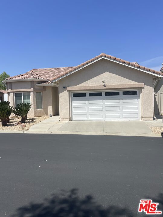 2683 Gusty Way, Banning CA: https://media.crmls.org/mediaz/d9284dfc-922b-4a0a-a360-735435d53278.jpg