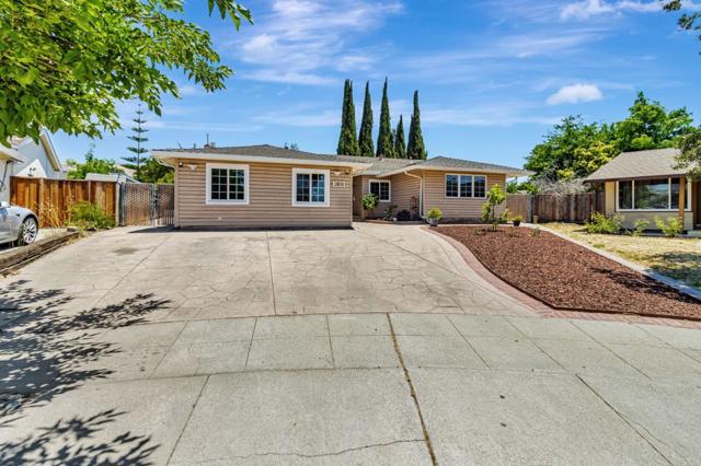 2830 Gavilan Court, San Jose CA: https://media.crmls.org/mediaz/d9290bba-7865-47ad-8f83-c340cdadba16.jpg