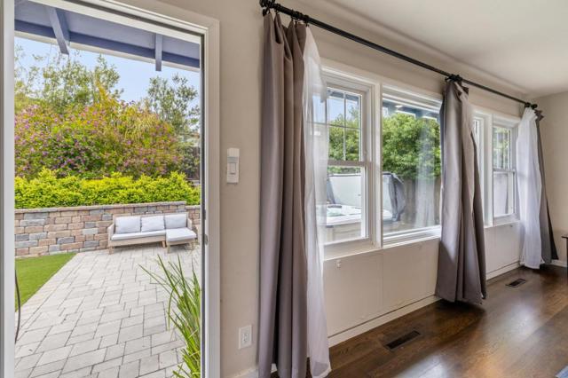 3279 N Cabrillo Highway, Half Moon Bay CA: https://media.crmls.org/mediaz/d92a2433-0076-465b-975d-f37c1f807172.jpg