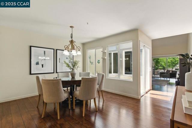 624 Doral Dr, Danville CA: https://media.crmls.org/mediaz/d92a7f28-5a47-408c-ac74-f3a9f82353fa.jpg