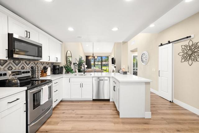 76431 Violet Circle, Palm Desert CA: https://media.crmls.org/mediaz/d92bca4d-658a-47fc-9aa6-652174990334.jpg