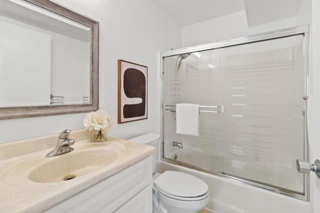 263 San Fernando Way, Daly City CA: https://media.crmls.org/mediaz/d92d36f5-69b4-464d-884a-05423b6ea46c.jpg