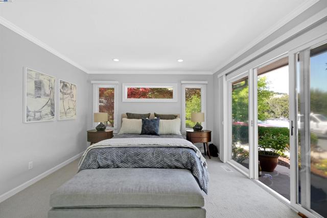 8700 Oak Tree Ln, Castro Valley CA: https://media.crmls.org/mediaz/d92dd288-9afa-4e40-8b8e-ef1d8364350a.jpg
