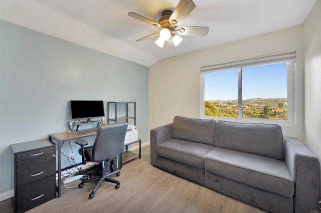 Detail Gallery Image 25 of 49 For 9525 High Park Ln, Rancho Penasquitos,  CA 92129 - 3 Beds | 3 Baths