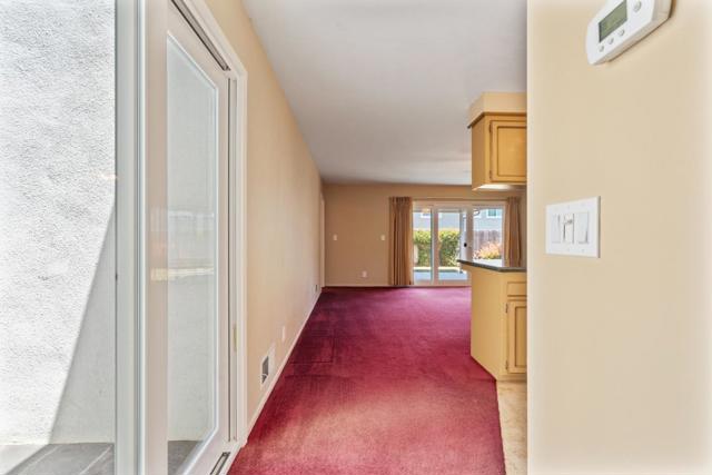 422 Shelley Way, Salinas CA: https://media.crmls.org/mediaz/d930fc22-2390-41df-93cd-09c21ec08db9.jpg