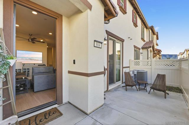 24120 Dolcetto Ave, Murrieta CA: https://media.crmls.org/mediaz/d932d279-c6dc-467c-afc4-ee72617642dc.jpg