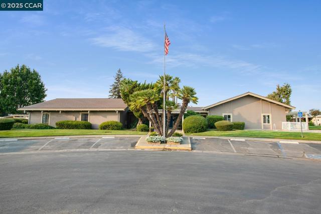 2019 Dalis Drive, Concord CA: https://media.crmls.org/mediaz/d9334425-fe3e-4a7e-b60c-a81dfc4c34b4.jpg