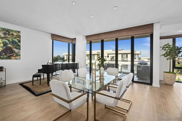 2604 5th Ave, San Diego CA: https://media.crmls.org/mediaz/d935ca96-23f0-4747-899e-4dd1f5232f08.jpg