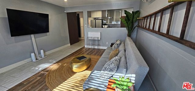 24242 Pine Street, Newhall CA: https://media.crmls.org/mediaz/d93676b8-8d84-48cf-9808-056cf0149117.jpg