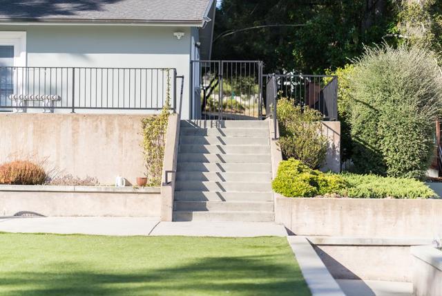 121 Day Valley Lane, Aptos CA: https://media.crmls.org/mediaz/d9367f23-6acf-4bb7-b73c-85a1d44529be.jpg