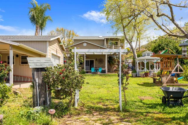 Detail Gallery Image 36 of 70 For 1756 N 1st St, El Cajon,  CA 92021 - 3 Beds | 2/1 Baths