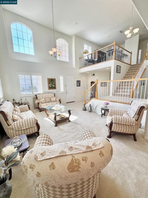 5114 Rasmussen Way, Fairfield CA: https://media.crmls.org/mediaz/d9377757-c820-429a-a631-48774792a065.jpg