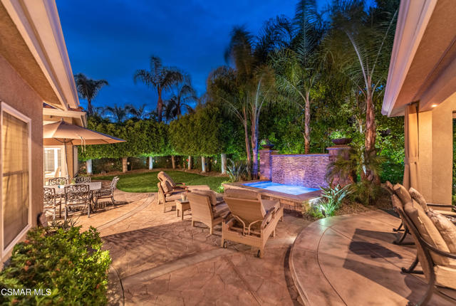 48 Golden Glen Drive, Simi Valley CA: https://media.crmls.org/mediaz/d9386134-bb89-4094-a4b5-43084c0fa39b.jpg