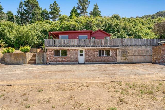 28120 Schulte Road, Carmel CA: https://media.crmls.org/mediaz/d9389bf6-22c0-4ccd-89c9-512484a73ba4.jpg