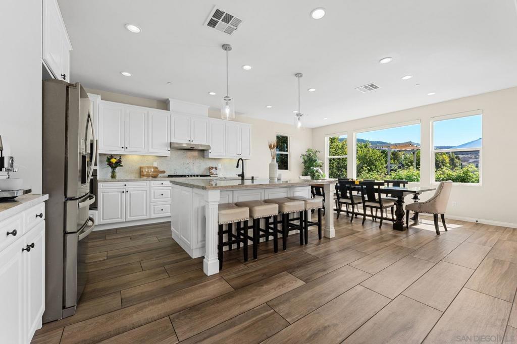 15083 Aramon Place - photo 10