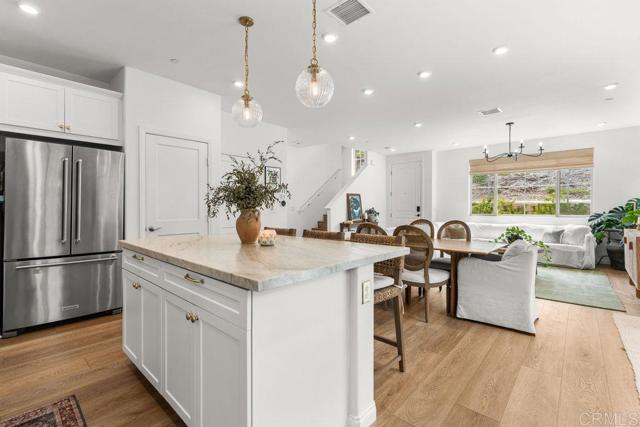 Detail Gallery Image 29 of 69 For 1763 Laurelwood Way, Oceanside,  CA 92057 - 3 Beds | 2/1 Baths