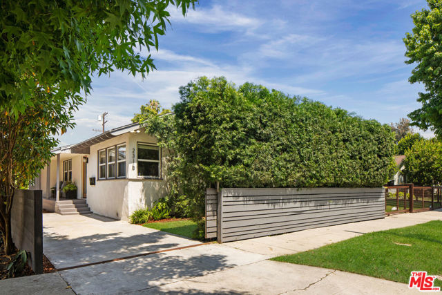 2315 Alsace Avenue, Los Angeles, California 90016, 4 Bedrooms Bedrooms, ,1 BathroomBathrooms,Single Family Residence,For Sale,Alsace,24412313