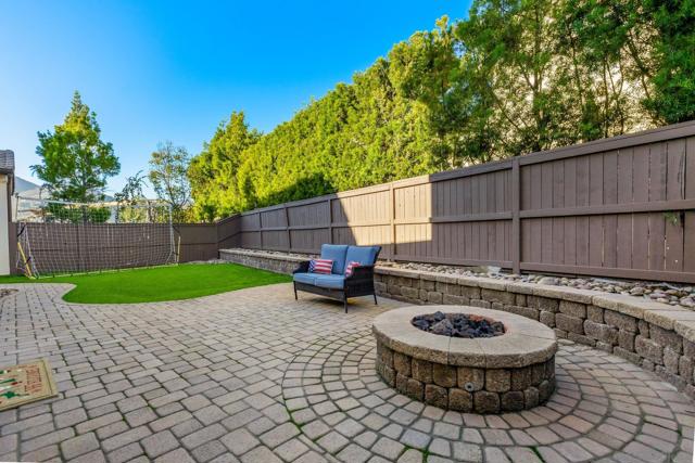 2769 Overlook Point Dr, Escondido CA: https://media.crmls.org/mediaz/d939c3a4-de88-4fb9-985f-34ea2bdf7e98.jpg