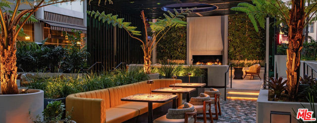 6250 Hollywood Boulevard, Los Angeles CA: https://media.crmls.org/mediaz/d939d9e7-fe1a-4e1f-bebe-3f7d2fe4308d.jpg