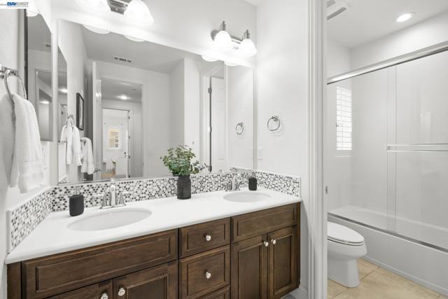 5119 Rowan Drive, San Ramon CA: https://media.crmls.org/mediaz/d939f76a-b6b6-4e4e-b16b-b557c71e30c4.jpg