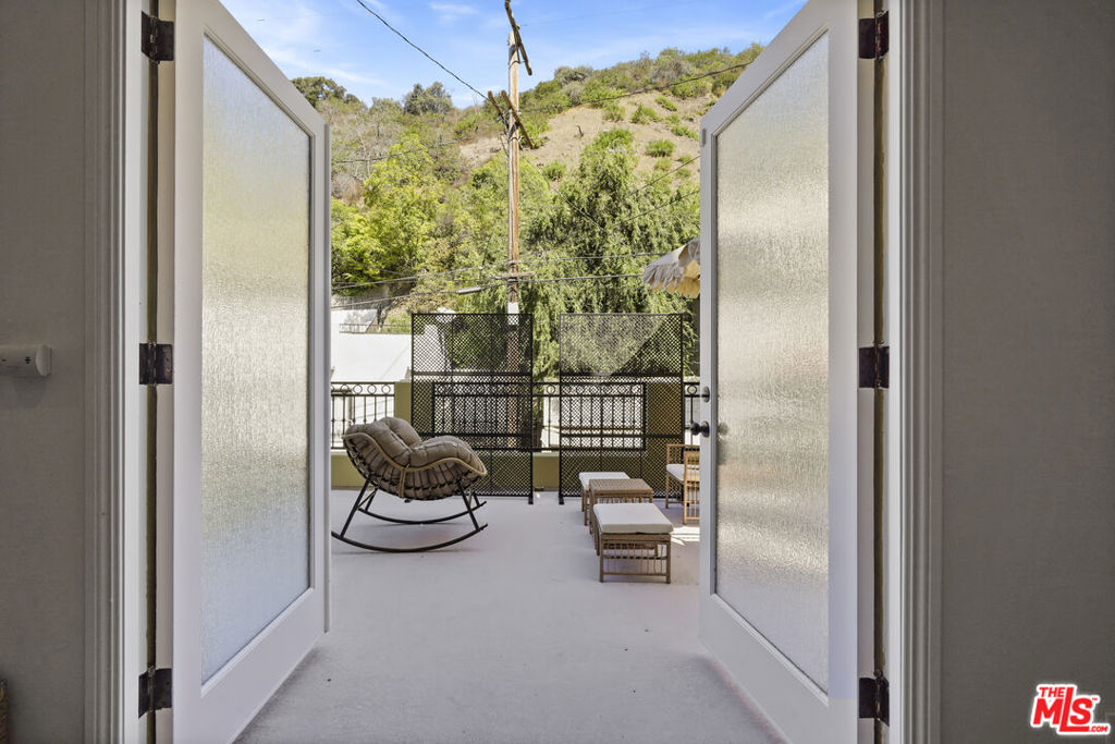 MLS #25604327 image #14